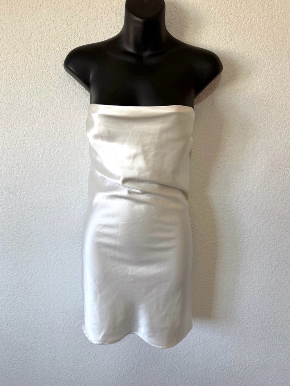 wild fable Strapless White Satin Mini Dress